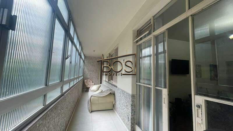 Apartamento, Centro, 4 Quartos, 0 Vaga, 1 Suíte