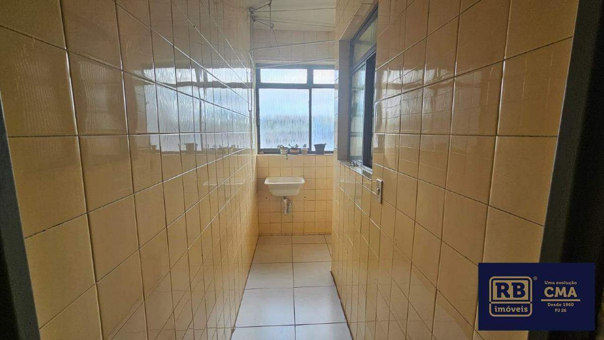 Apartamento, Sagrada Família, 2 Quartos, 1 Vaga