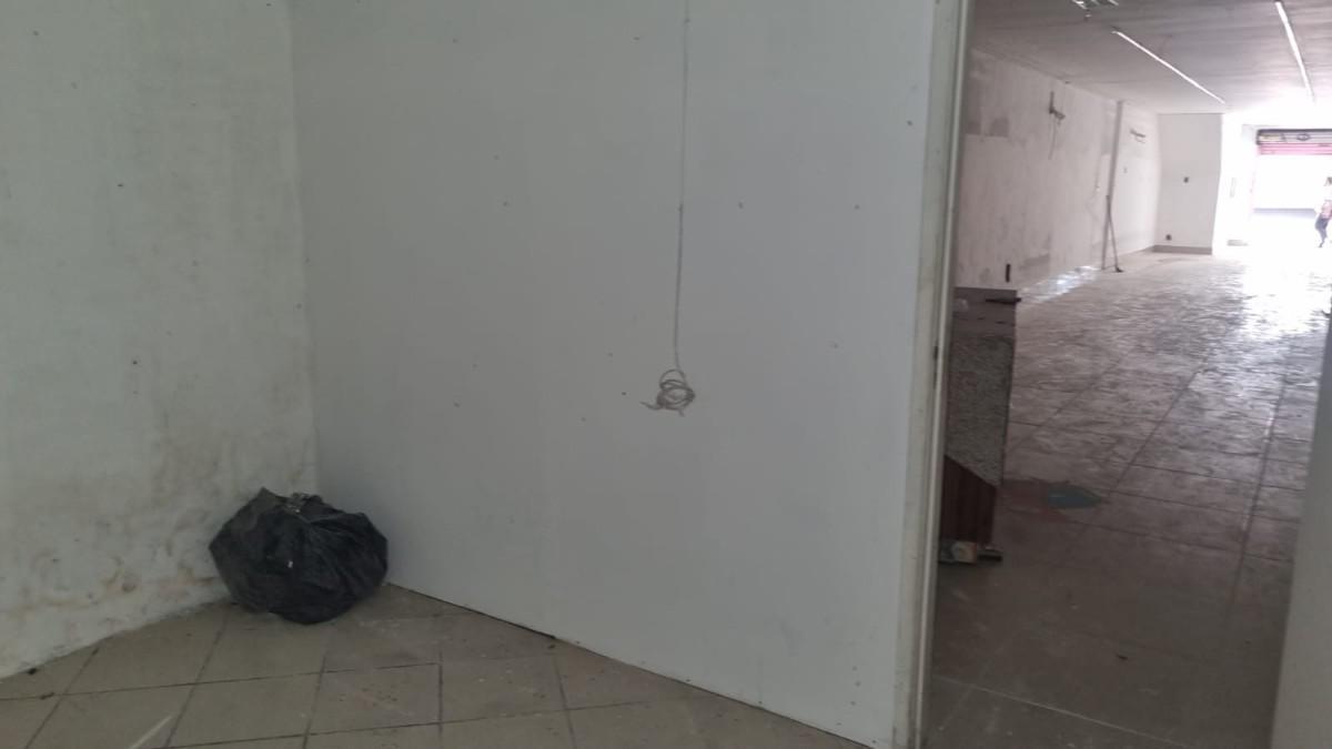 Andar, Centro, 0 Quarto, 0 Vaga