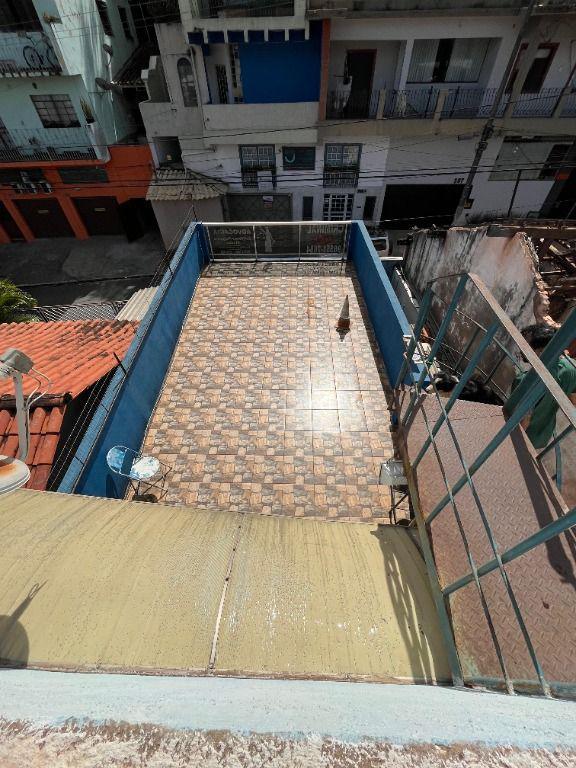 Casa, Centro, 6 Quartos, 4 Vagas, 1 Suíte