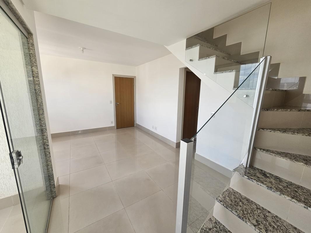 Cobertura, Serra, 2 Quartos, 3 Vagas, 1 Suíte