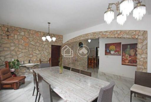 Casa, Santa Lúcia, 7 Quartos, 3 Vagas, 5 Suítes