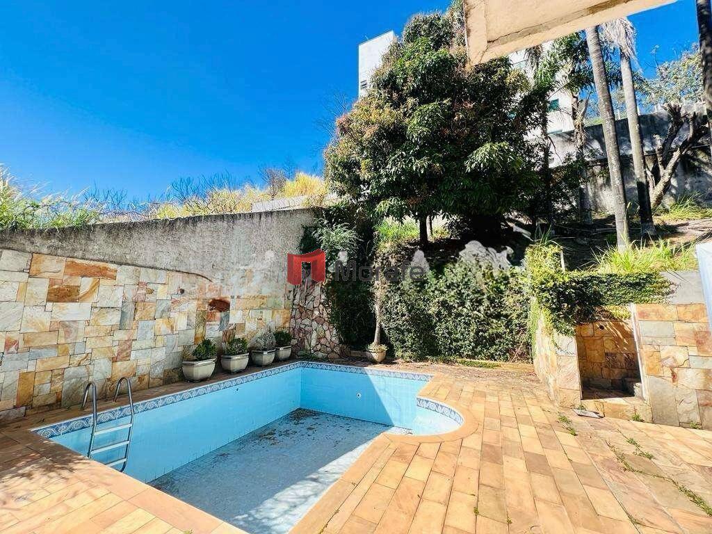 Casa, Santa Lúcia, 5 Quartos, 5 Vagas, 2 Suítes