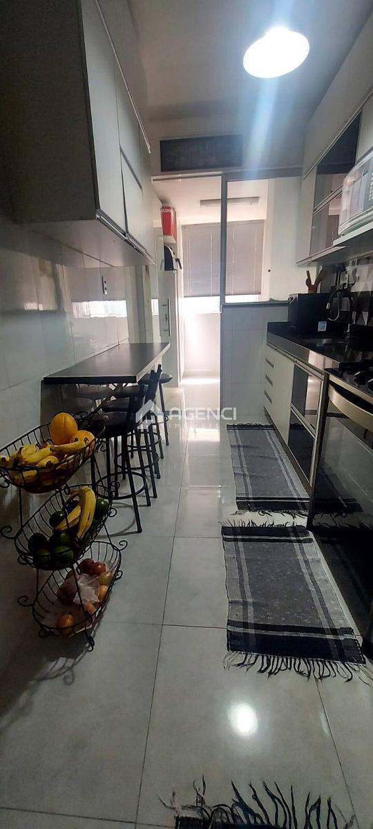 Apartamento, Inconfidentes, 3 Quartos, 0 Vaga, 1 Suíte