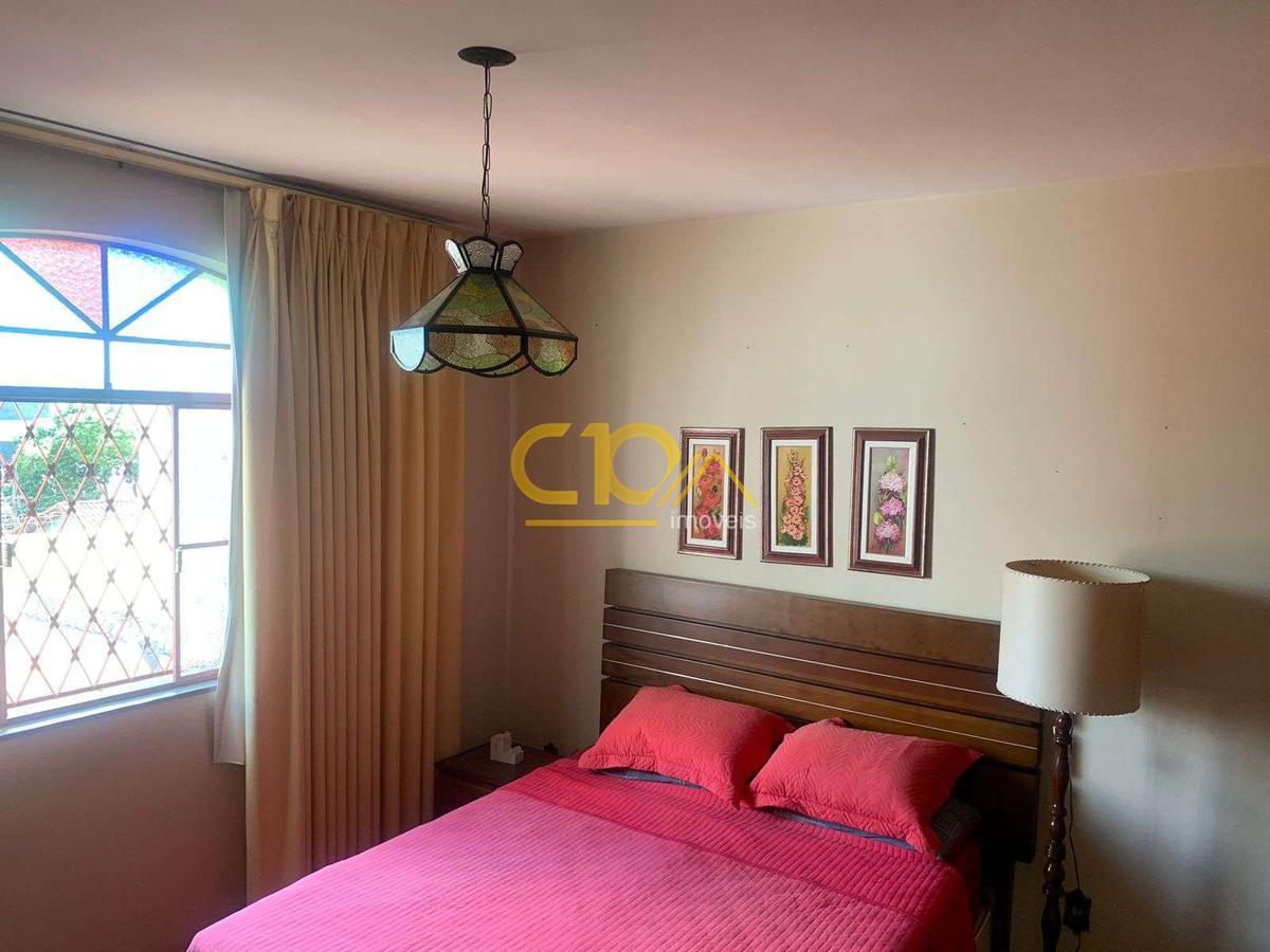 Casa, Cidade Nova, 4 Quartos, 3 Vagas, 1 Suíte