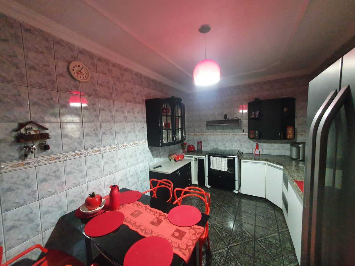 Casa, Arvoredo, 4 Quartos, 2 Vagas, 1 Suíte