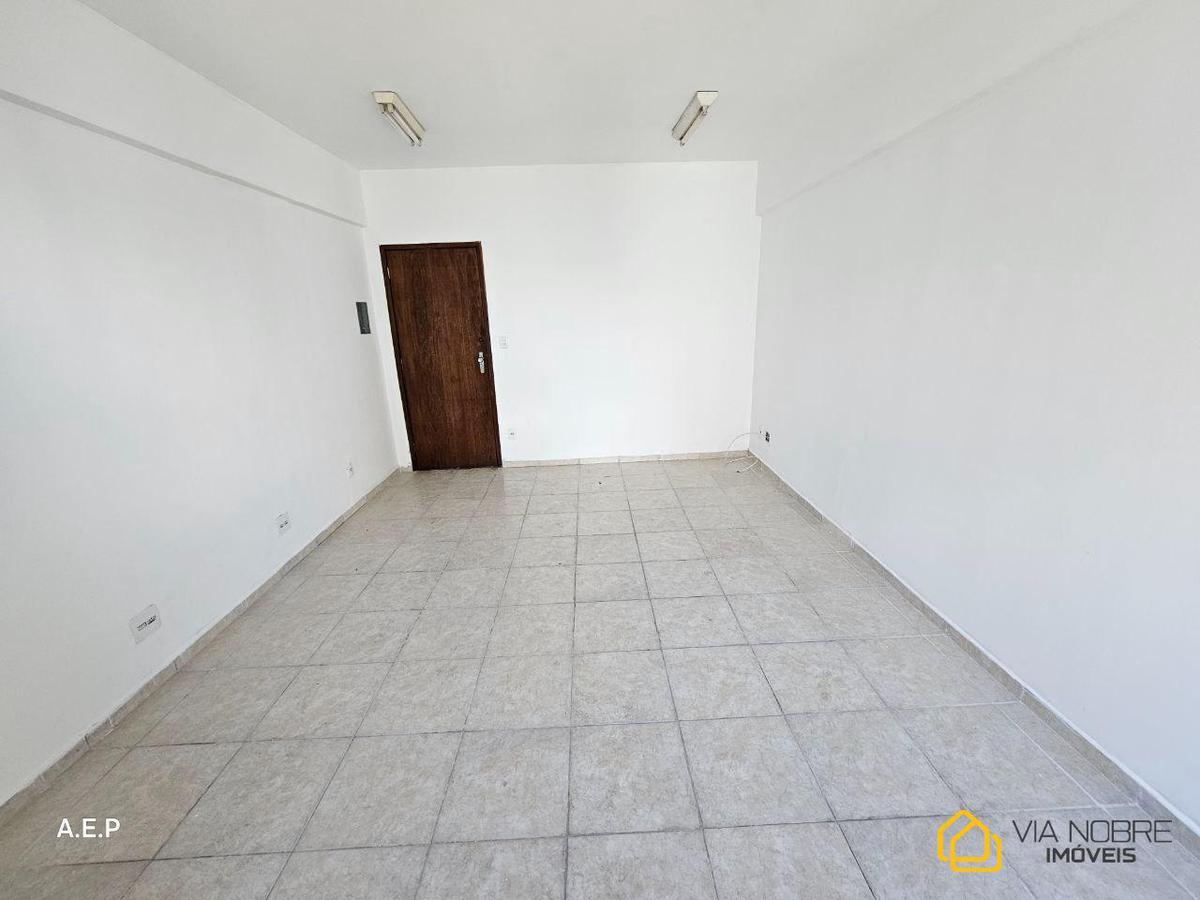 Sala, Barro Preto