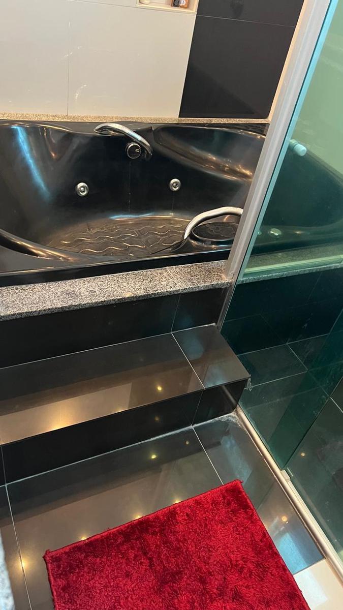 Casa, Europa, 4 Quartos, 4 Vagas, 3 Suítes