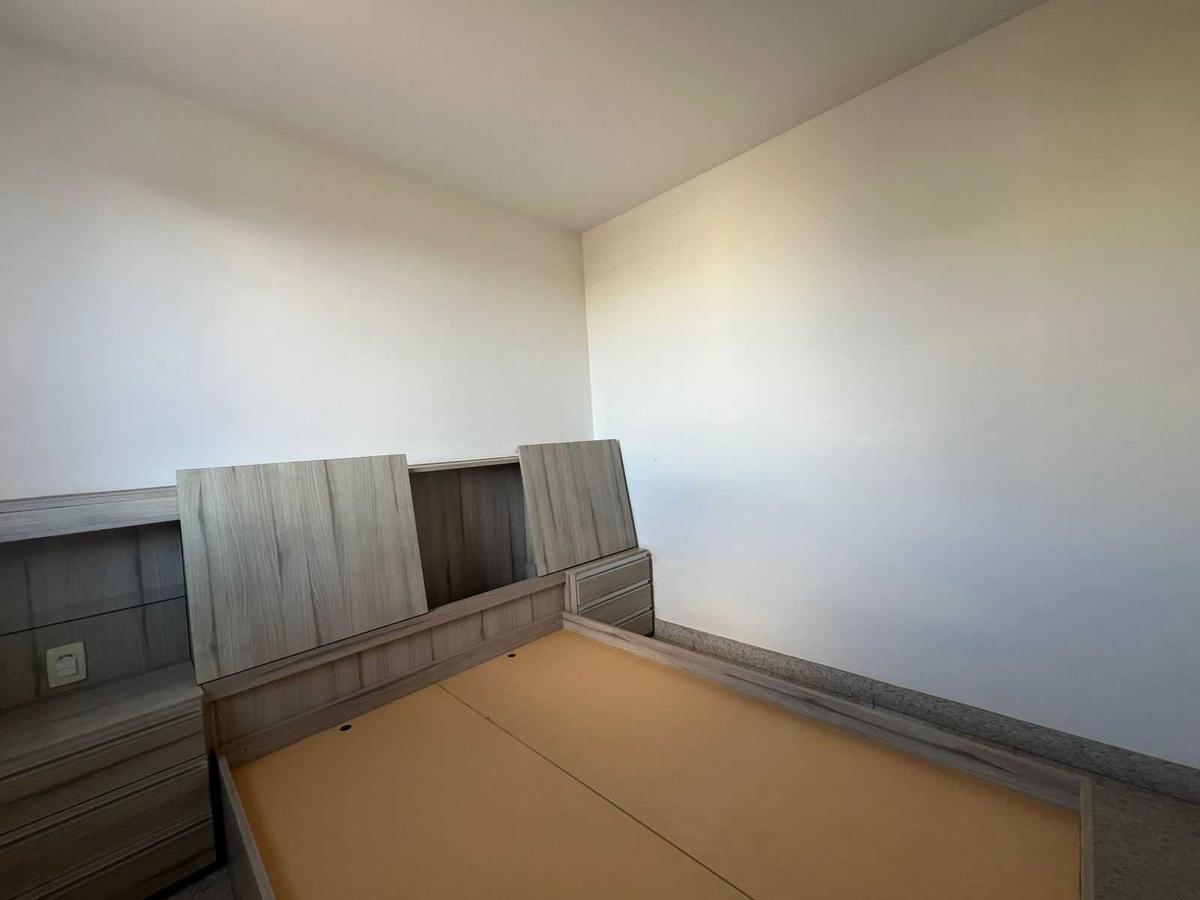 Apartamento, Sagrada Família, 3 Quartos, 2 Vagas, 1 Suíte