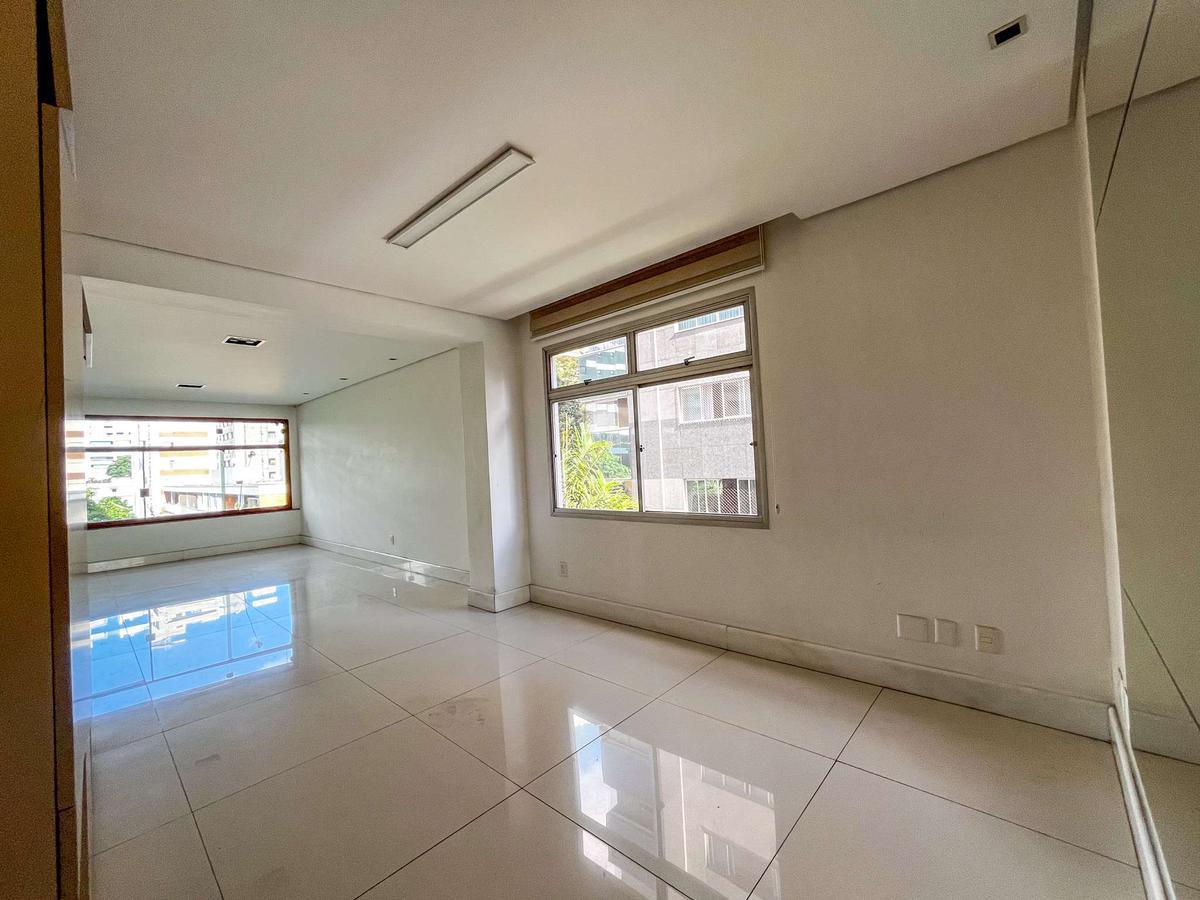 Apartamento, Santo Agostinho, 4 Quartos, 2 Vagas, 1 Suíte