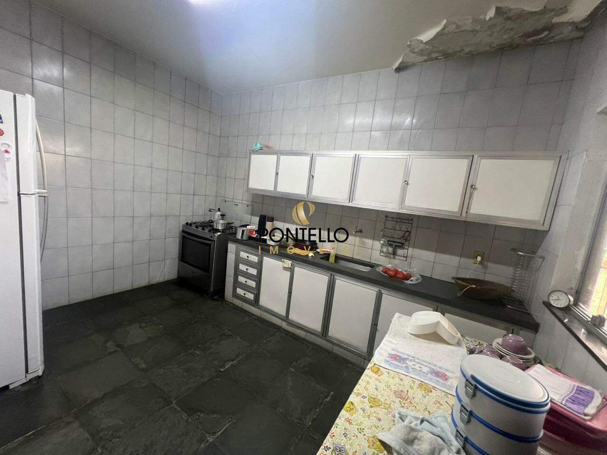 Casa, Jardim Arizona, 6 Quartos, 4 Vagas, 1 Suíte