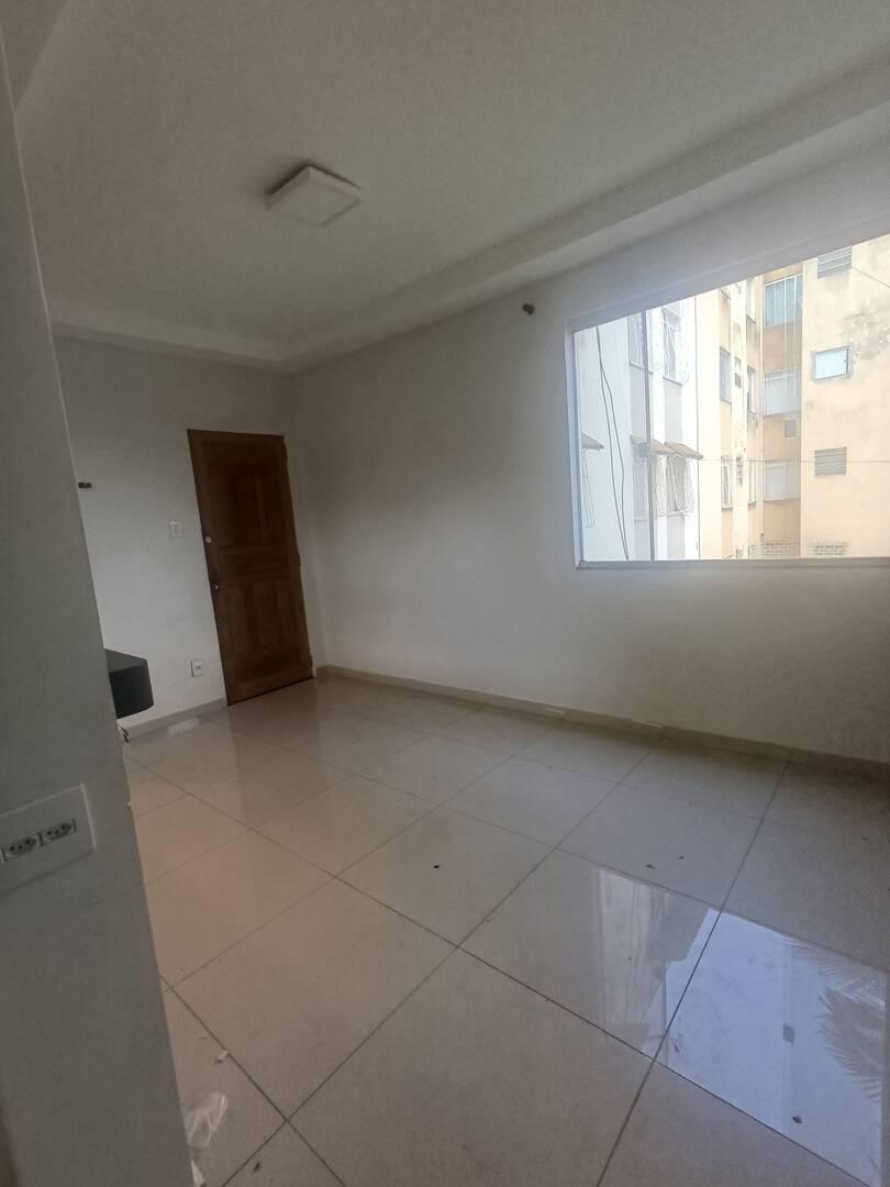 Apartamento, Floresta, 2 Quartos, 1 Vaga