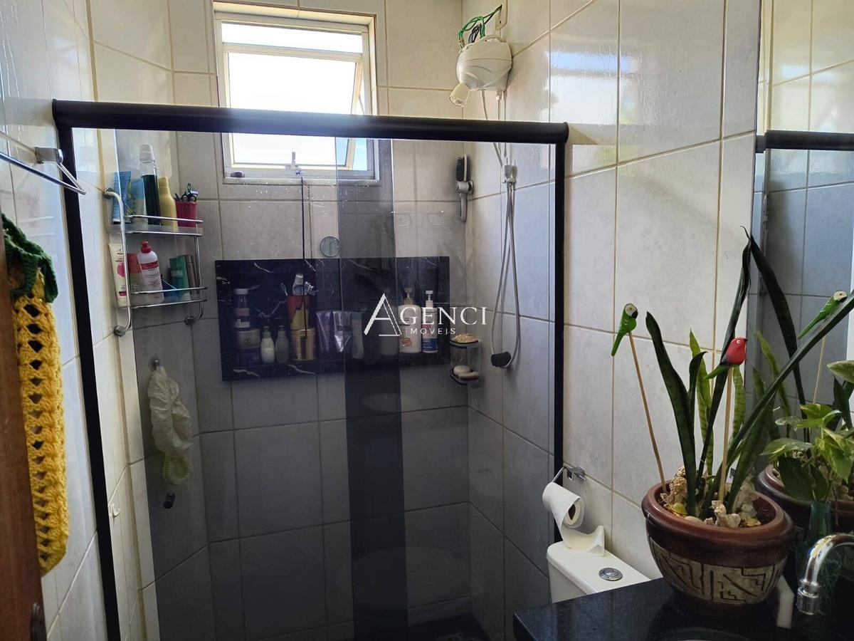 Apartamento, Glória, 2 Quartos, 0 Vaga, 0 Suíte