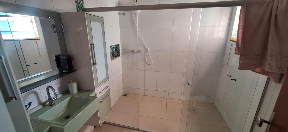 Casa, Centro, 3 Quartos, 2 Vagas, 1 Suíte