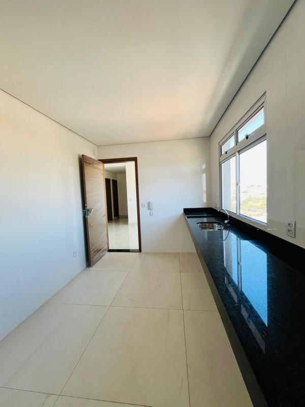 Cobertura, Jardim Industrial, 3 Quartos, 2 Vagas, 1 Suíte