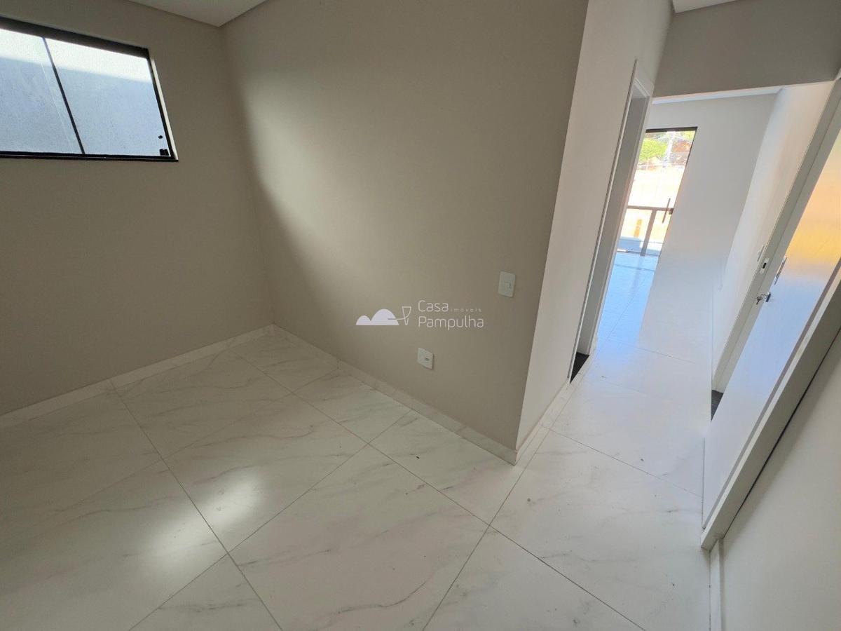 Casa, Trevo, 4 Quartos, 4 Vagas, 1 Suíte