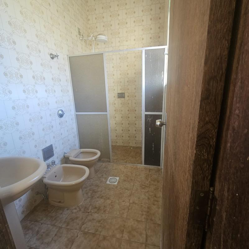 Casa Comercial, Nova Cintra, 5 Quartos, 2 Vagas, 1 Suíte