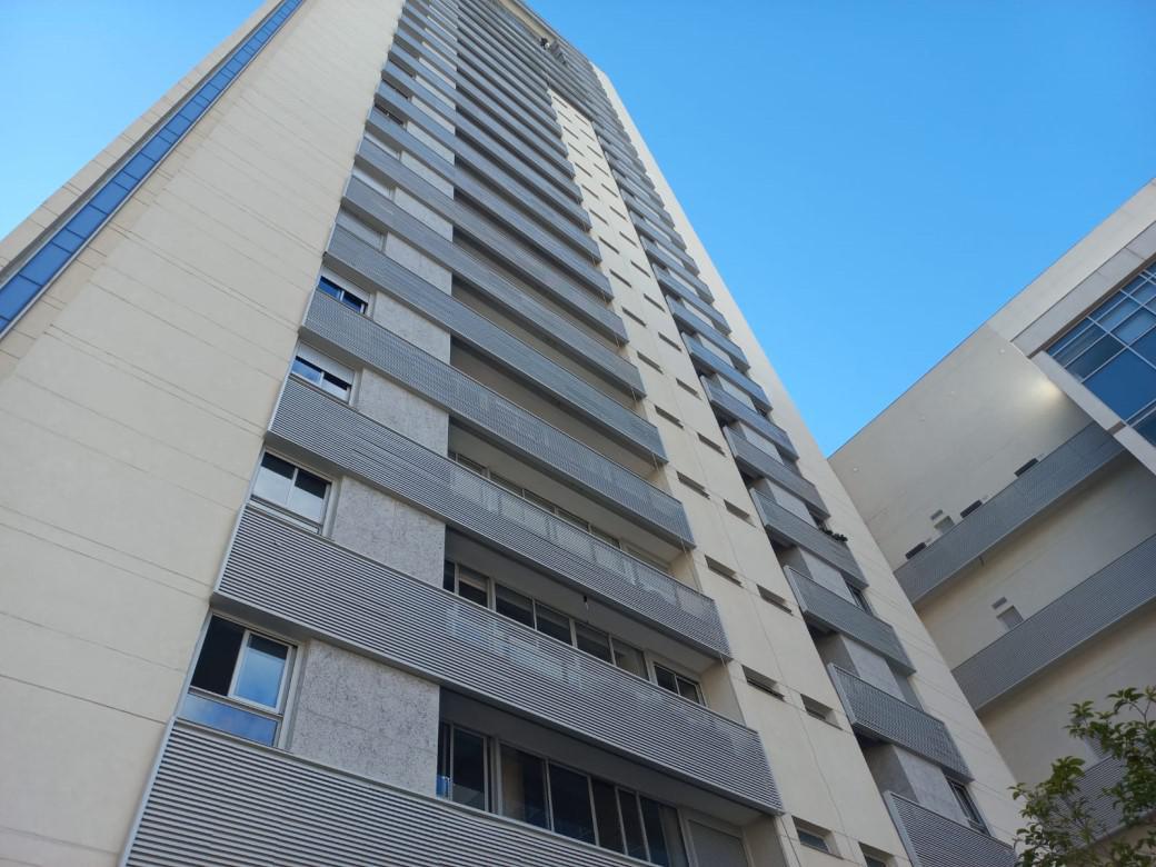 Apartamento, Funcionários, 2 Quartos, 2 Vagas, 2 Suítes