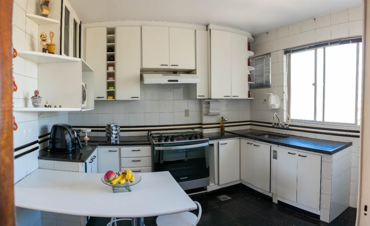 Cobertura, Coração Eucarístico, 4 Quartos, 2 Vagas, 2 Suítes