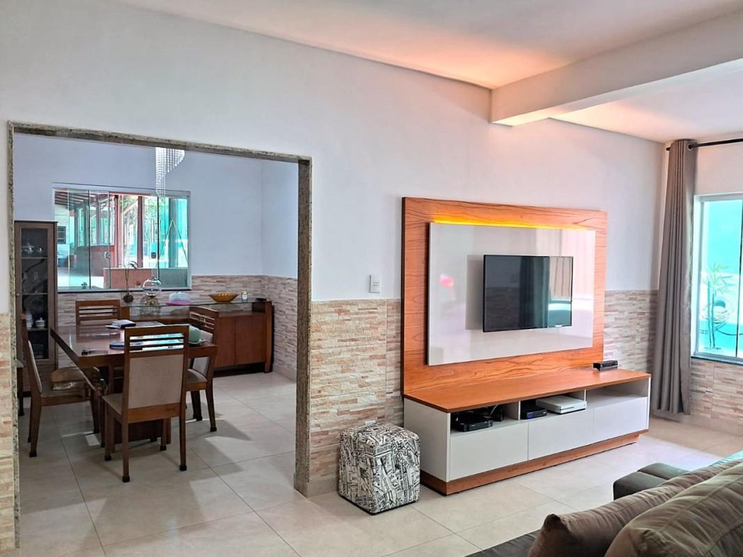 Casa, Milionários, 3 Quartos, 4 Vagas, 2 Suítes