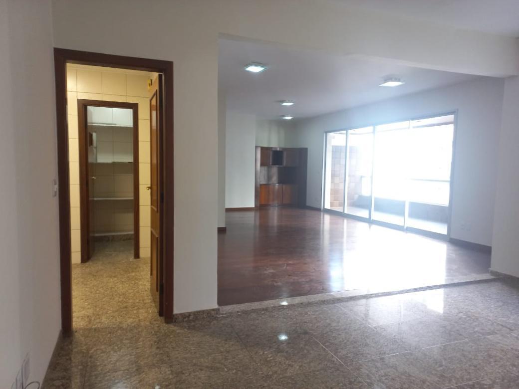 Apartamento, Santo Agostinho, 4 Quartos, 2 Vagas, 2 Suítes