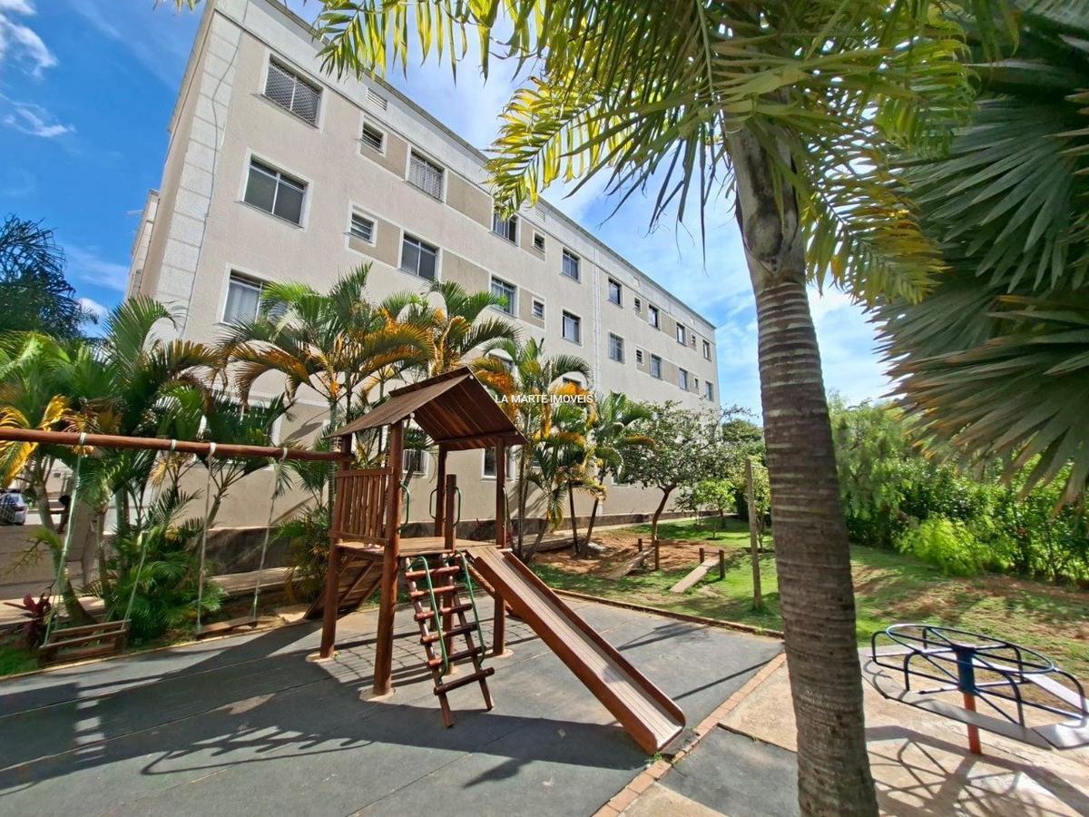 Apartamento, Santa Maria, 2 Quartos, 1 Vaga