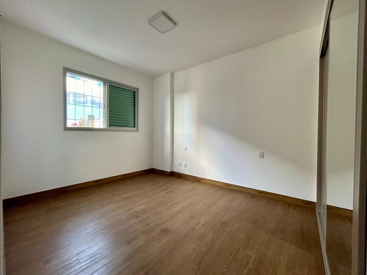 Apartamento, Liberdade, 2 Quartos, 2 Vagas, 1 Suíte