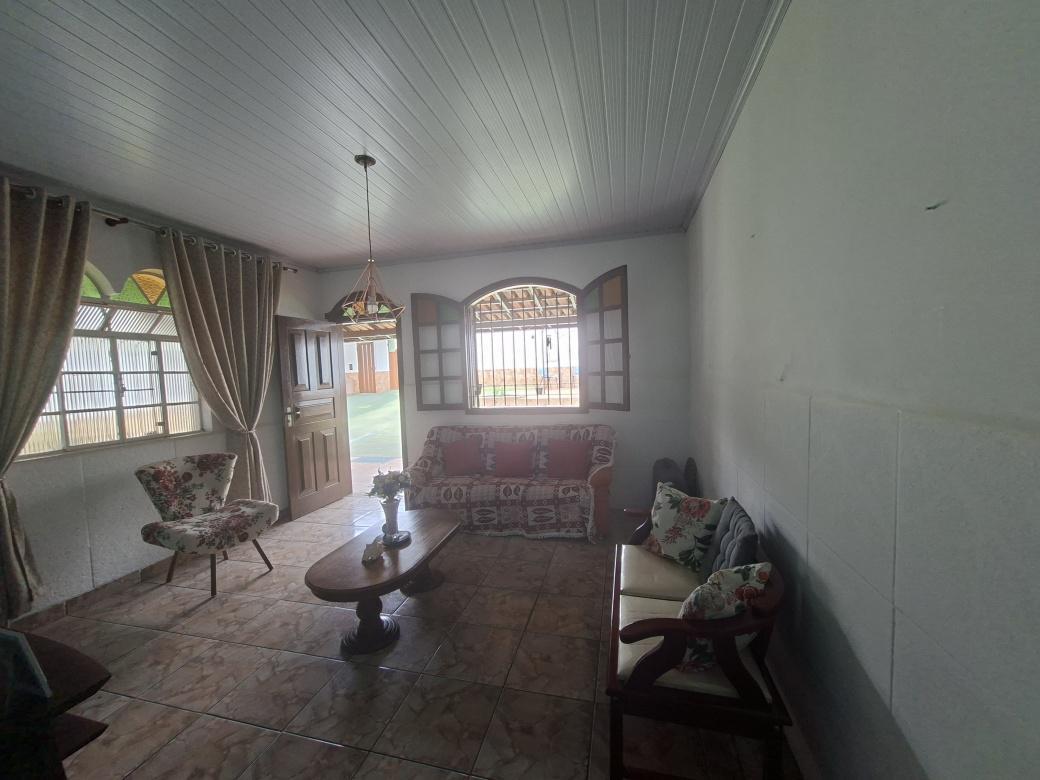 Casa, Vera Cruz, 3 Quartos, 5 Vagas, 1 Suíte