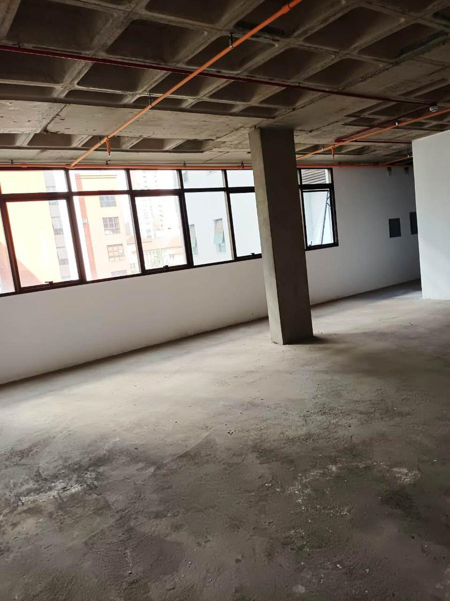 Sala, Savassi, 0 Quarto, 8 Vagas