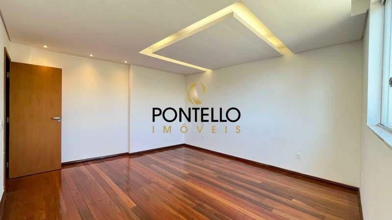 Casa, Estoril, 3 Quartos, 6 Vagas, 1 Suíte