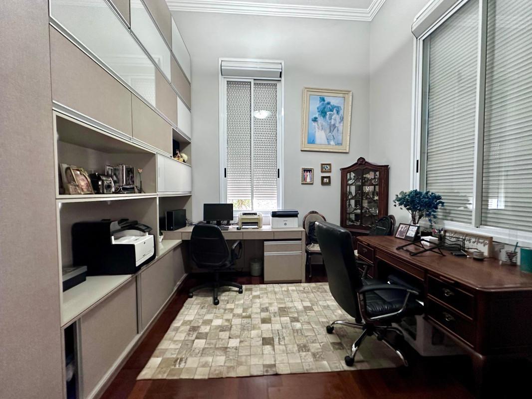 Casa, Santa Lúcia, 3 Quartos, 4 Vagas, 1 Suíte