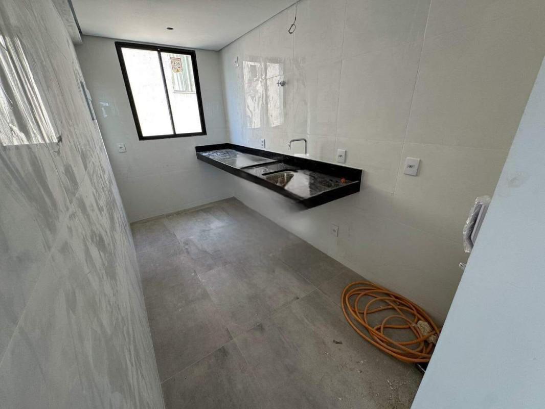 Cobertura, Sagrada Família, 3 Quartos, 2 Vagas, 1 Suíte