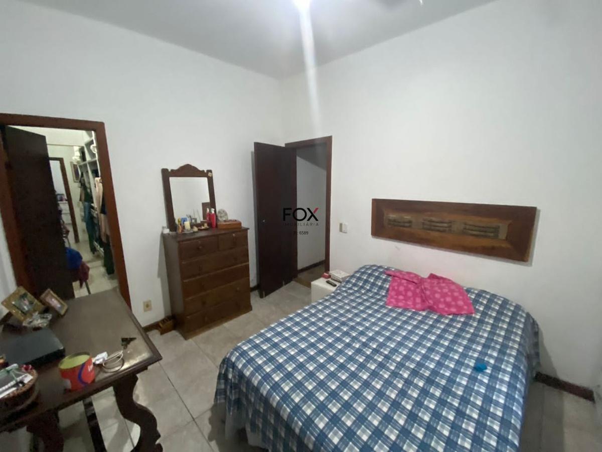 Casa, Havaí, 5 Quartos, 7 Vagas, 2 Suítes