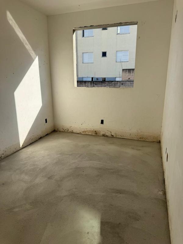 Casa, Fernão Dias, 3 Quartos, 2 Vagas, 1 Suíte