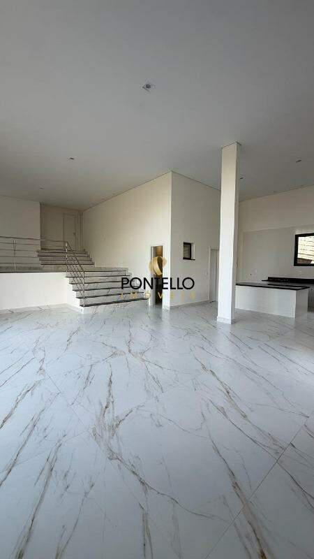 Casa, Alphaville, 3 Quartos, 2 Vagas, 3 Suítes