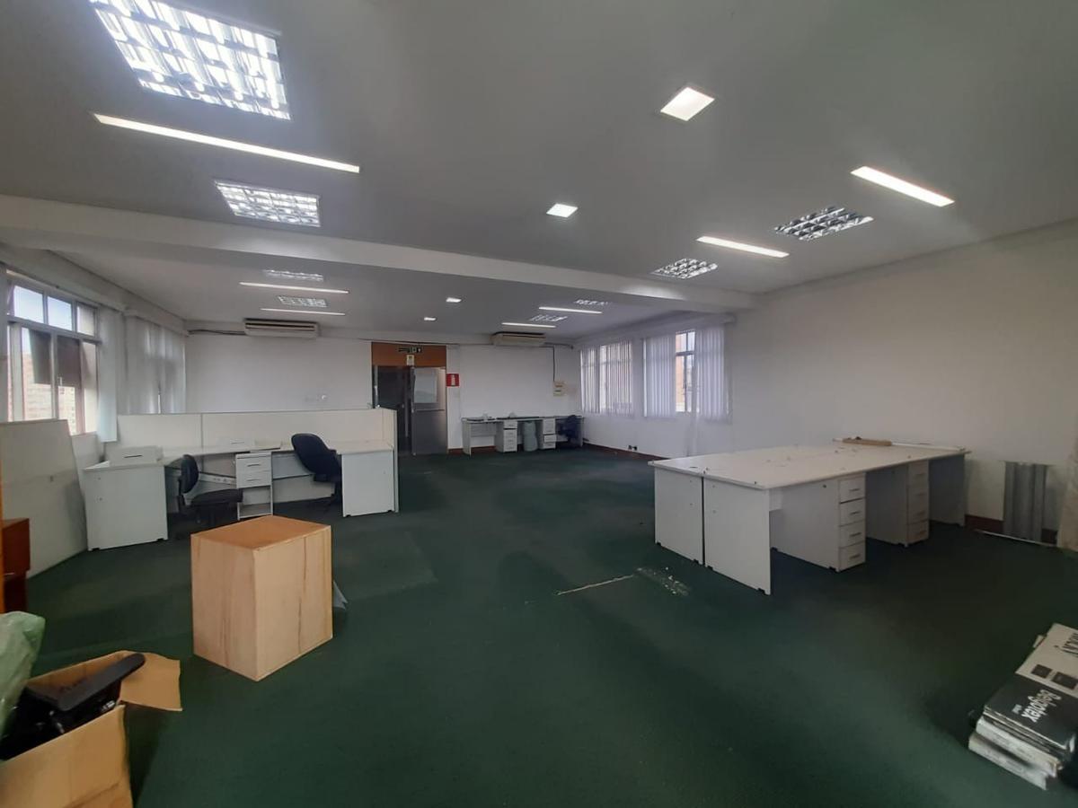 Sala, Barro Preto, 0 Quarto, 0 Vaga