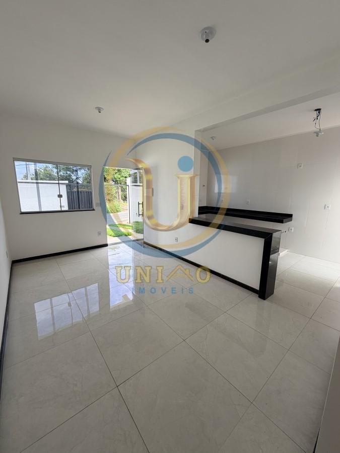 Casa, Centro, 3 Quartos, 2 Vagas, 1 Suíte