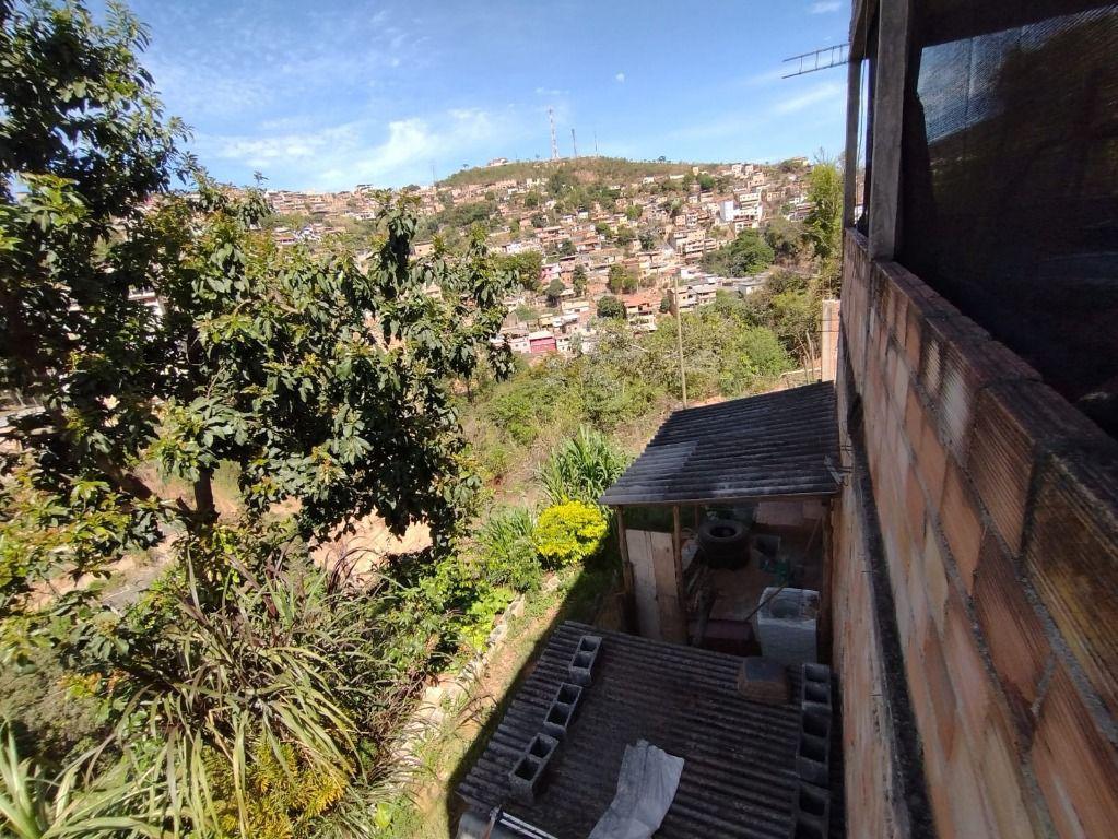 Casa, Vila Francisco de Moura, 3 Quartos, 0 Vaga