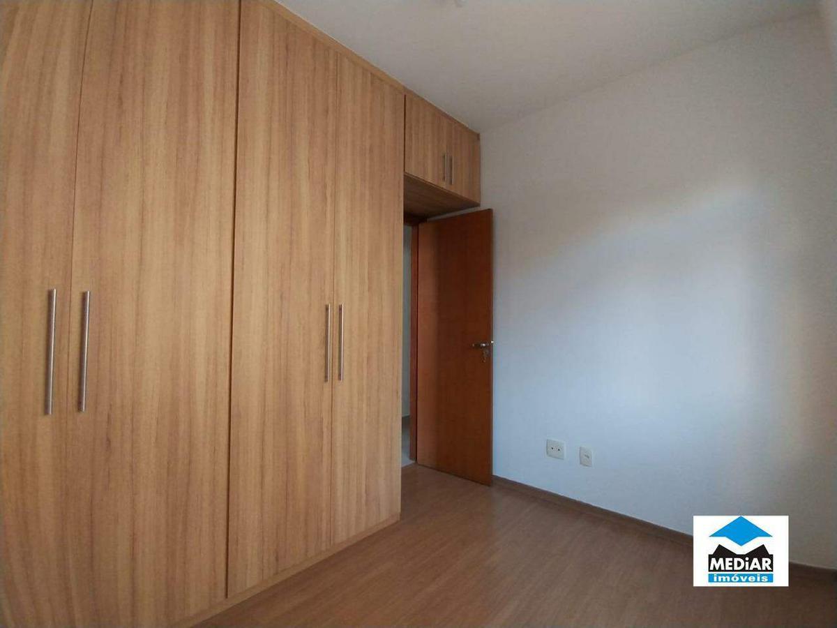 Apartamento, Sagrada Família, 3 Quartos, 2 Vagas, 1 Suíte