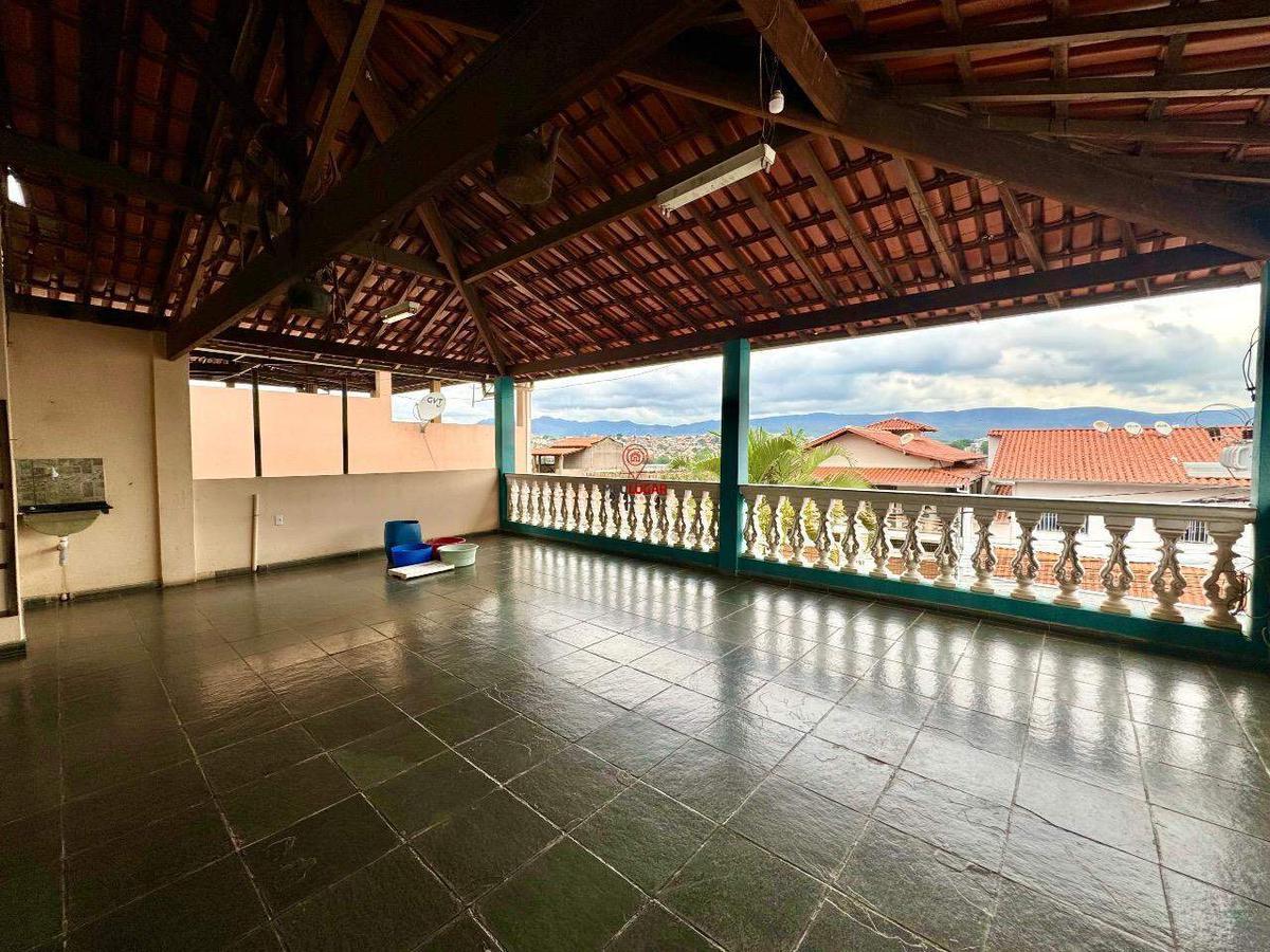 Casa, Tirol, 3 Quartos, 3 Vagas, 1 Suíte