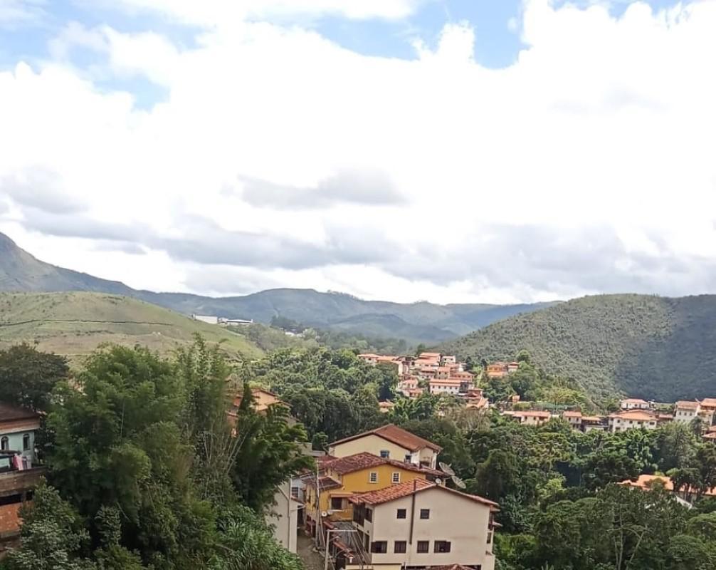 Casa, Centro, 3 Quartos, 0 Vaga