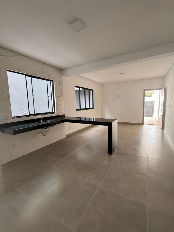 Casa, Novo Eldorado, 3 Quartos, 2 Vagas, 1 Suíte
