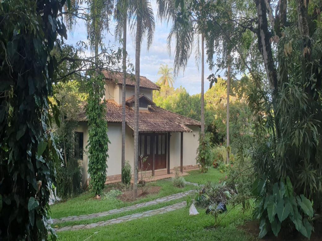 Casa em Condomínio, Estância das Amendoeiras, 5 Quartos, 2 Suítes