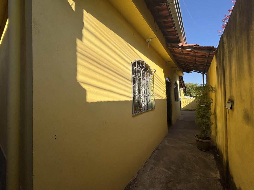 Casa, Canaã, 2 Quartos, 1 Vaga, 1 Suíte