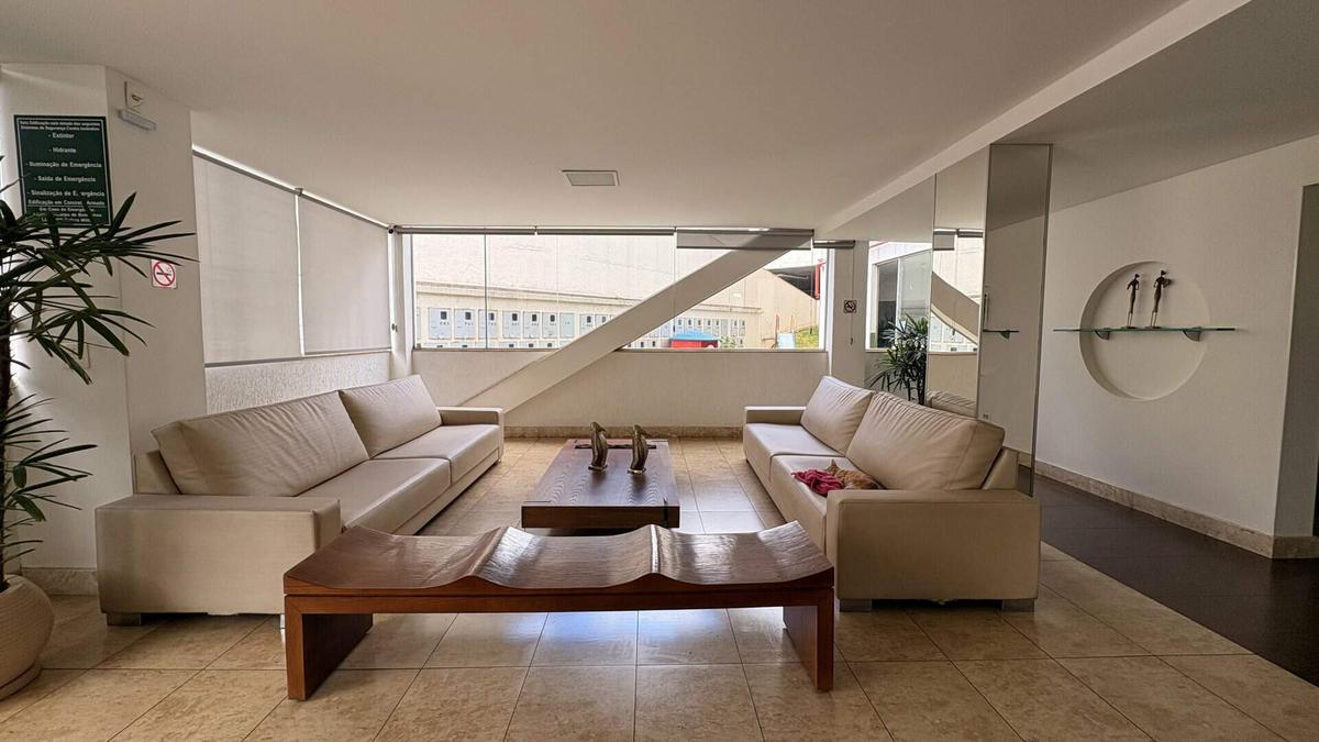 Apartamento, Estoril, 2 Quartos, 1 Vaga, 1 Suíte