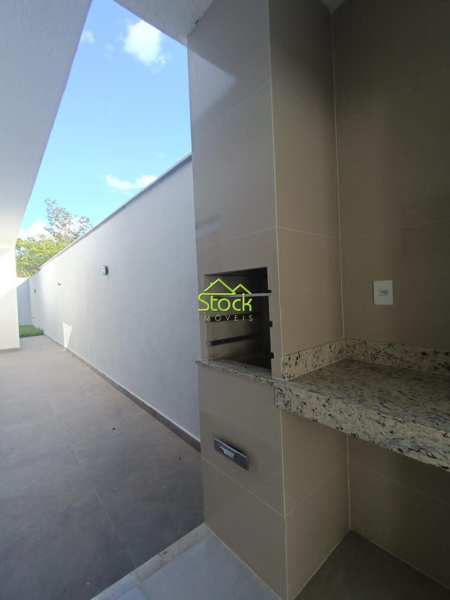 Casa, Jardim Imperial, 3 Quartos, 2 Vagas, 1 Suíte