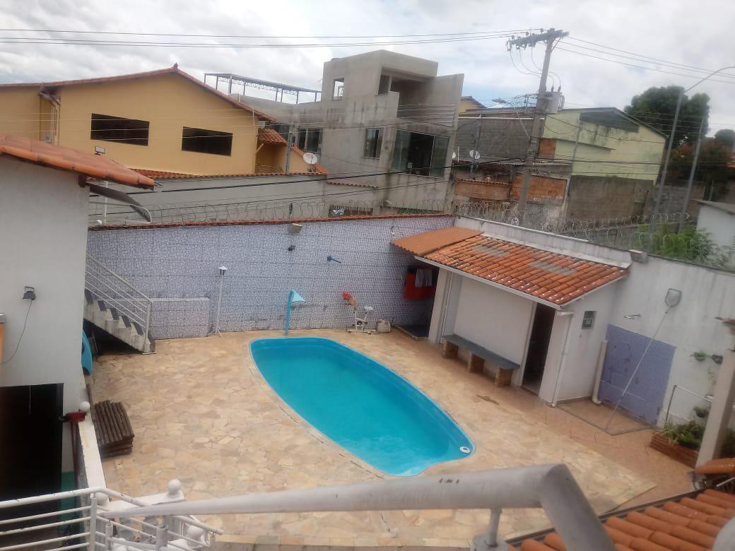 Casa, Jardim Leblon, 3 Quartos, 4 Vagas, 1 Suíte