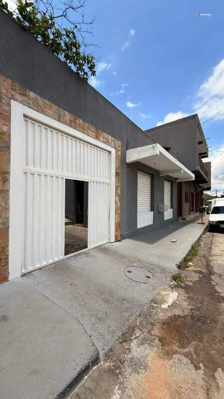 Casa, Kennedy, 3 Quartos, 5 Vagas, 1 Suíte