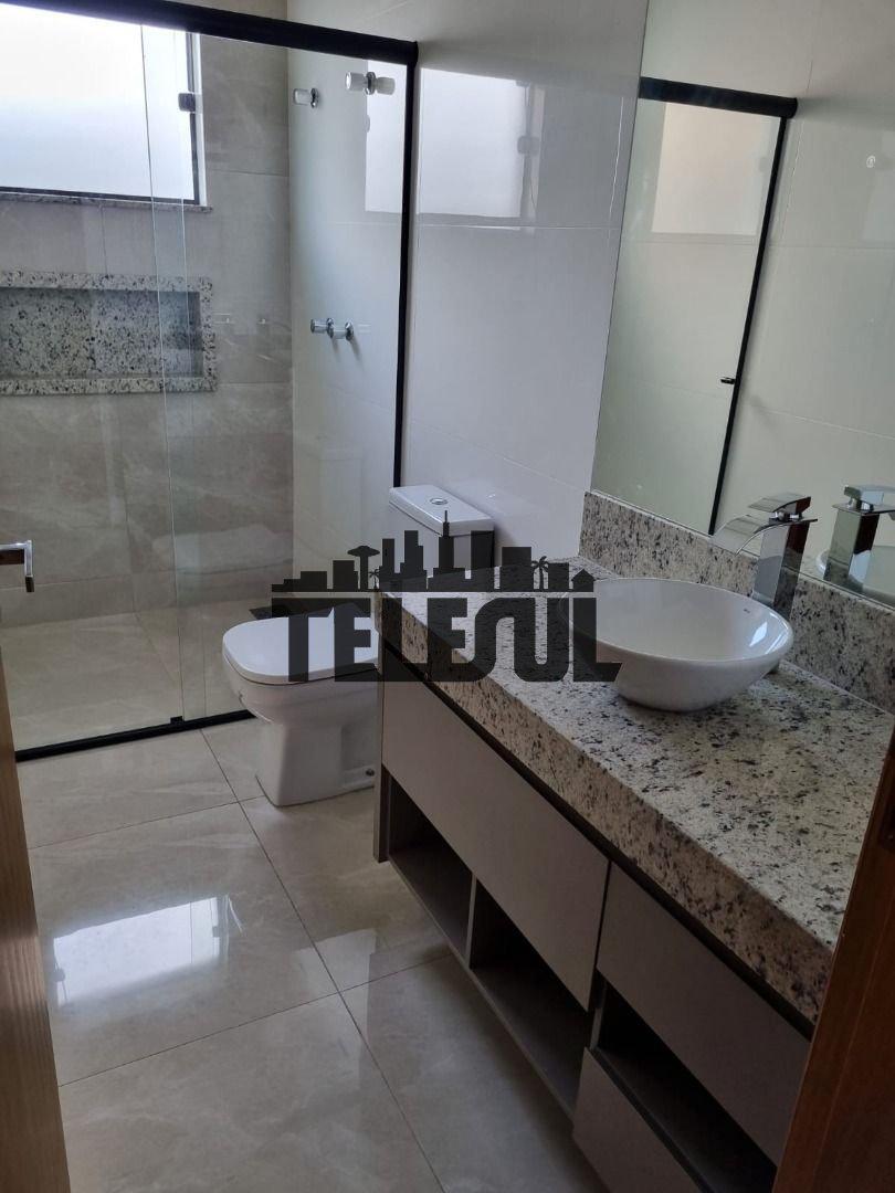 Casa, Parque Mariela, 3 Quartos, 0 Vaga, 1 Suíte