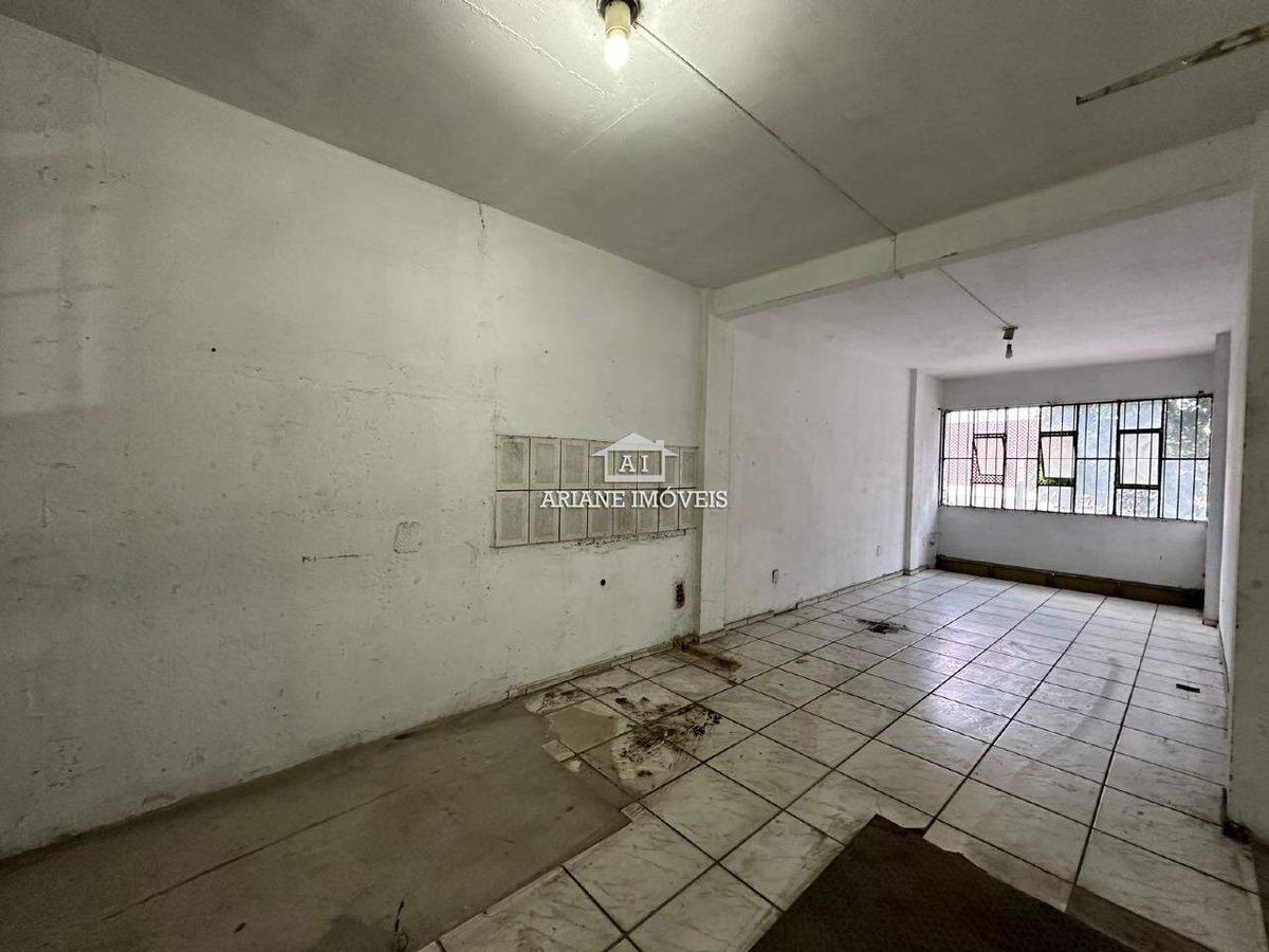 Andar, Centro, 0 Quarto, 0 Vaga